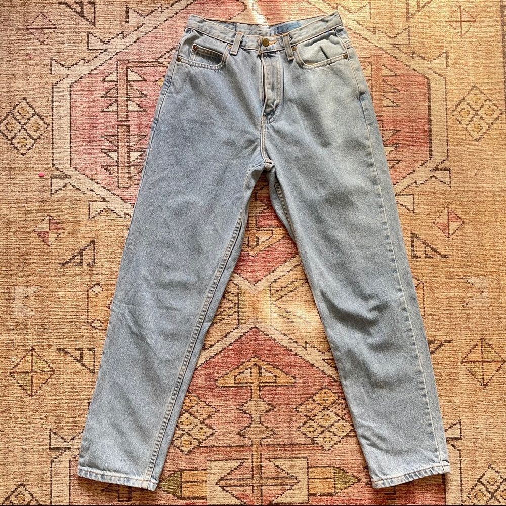 Vintage 90s Light Wash High Rise Mom Jeans